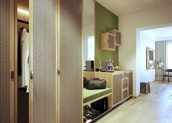 Ξενοδοχείο Bio-hotel Schani Wienblick 4*