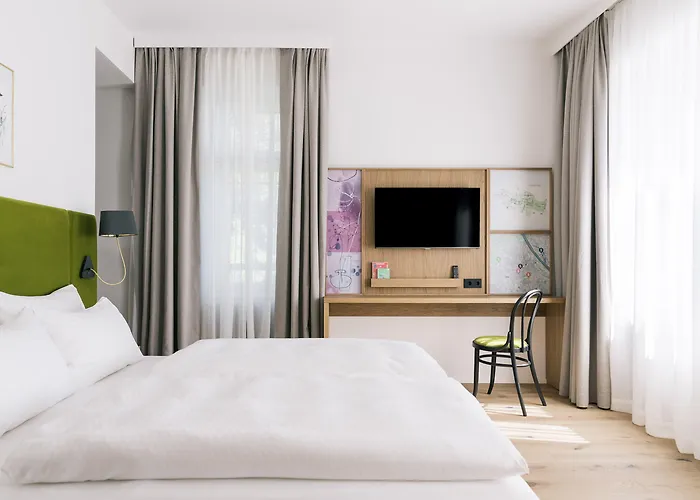 Ξενοδοχείο Bio-hotel Schani Wienblick 4*